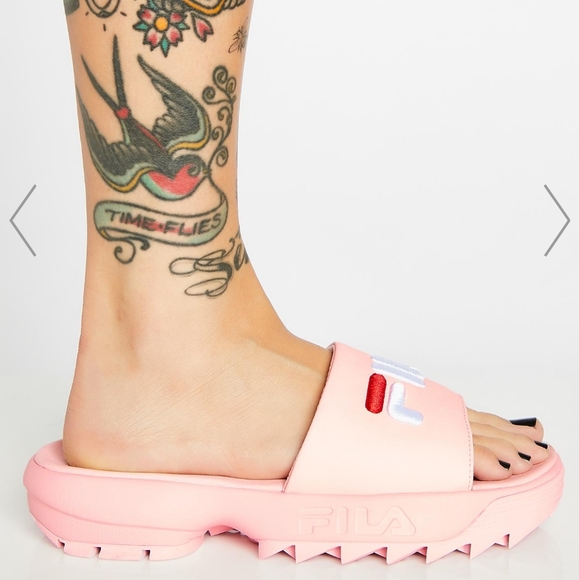 F I L A Disruptor Bold Slides Pink Sandals NWB - Picture 2 of 10
